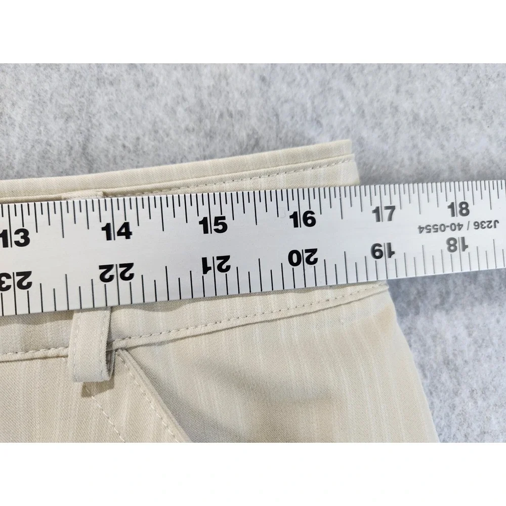 Nike Golf‎ Dri Fit Flat Front Shorts Beige w/ Stripes Women's Size 10 Medium